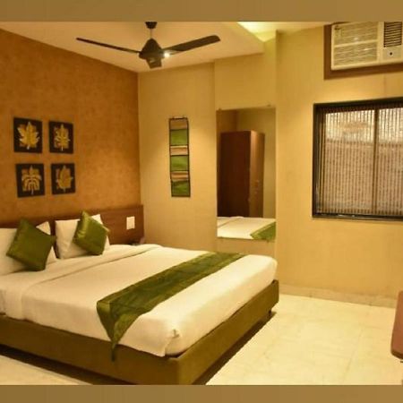 Ash Luxury Hotel With View Of Taj Mahal อัครา ภายนอก รูปภาพ